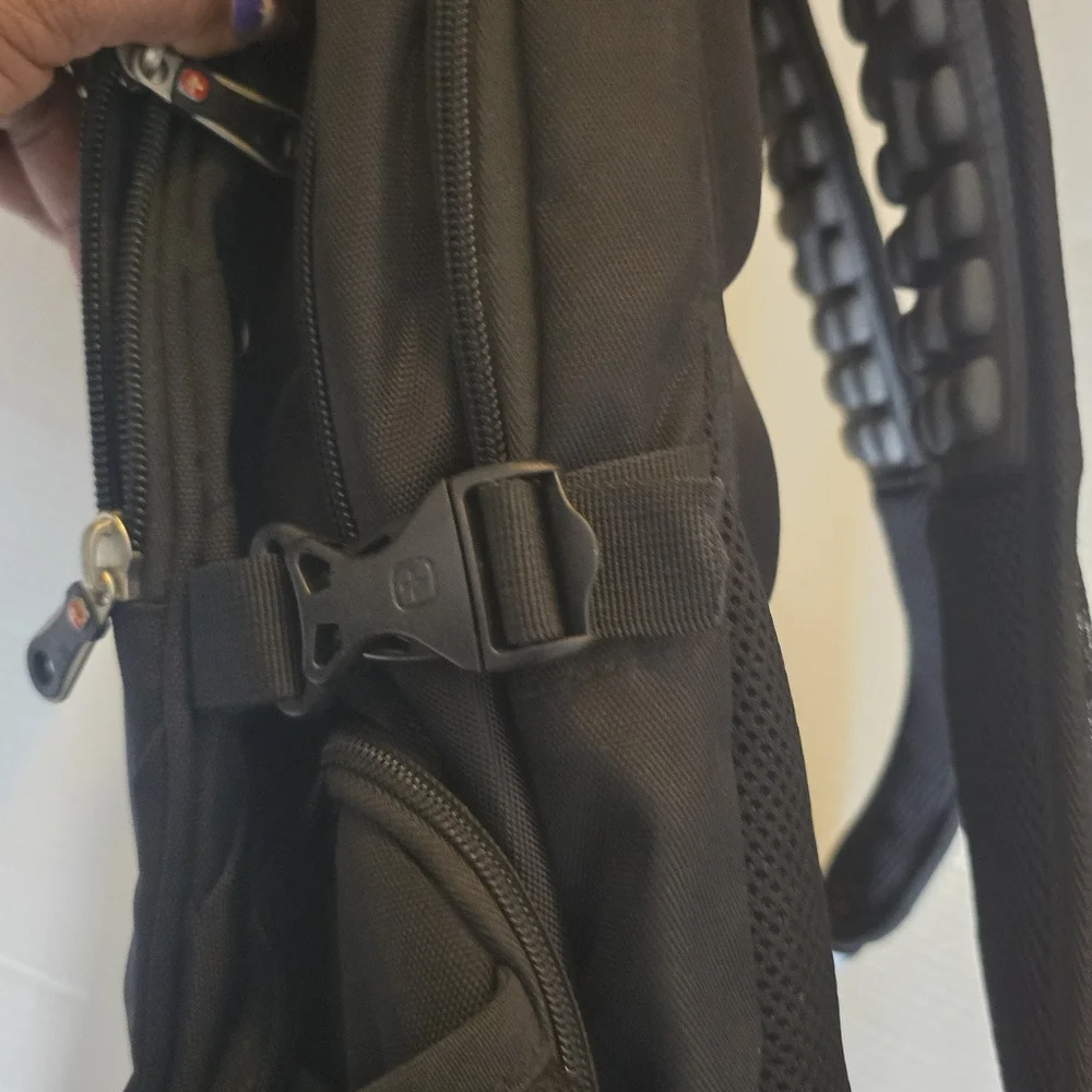 SwissGear ScanSmart TSA Laptop Backpack Black 17